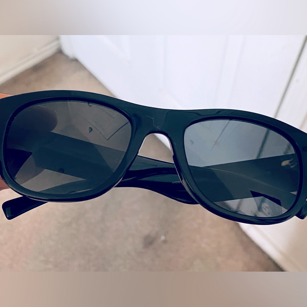 Versace Woman Shades